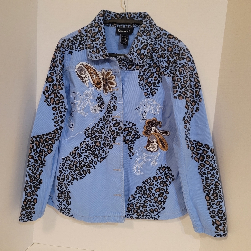 Denim & Co. Blue Leopard Print Denim Jacket With Embroidered Paisleys Size Small